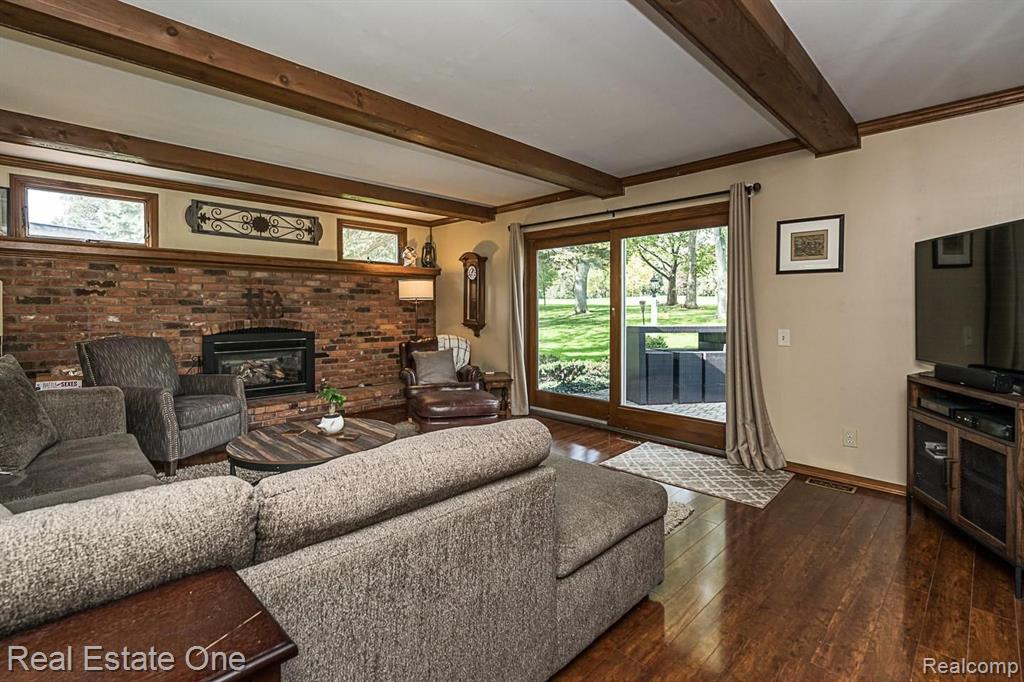 1380 Chestnut Circle Rochester Hills, MI 48309 - Photo 16 of 46