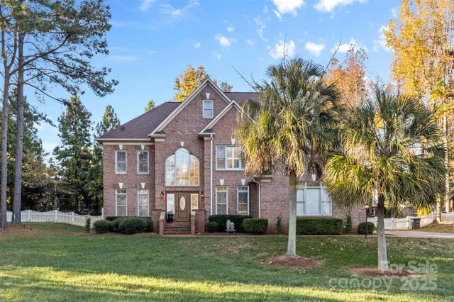 $1,250,000 | 6041 Bluebird Hill Lane, Matthews, NC 28104