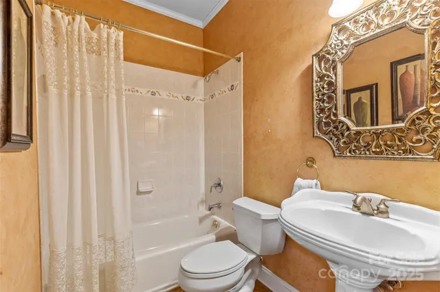 $1,250,000 | 6041 Bluebird Hill Lane, Matthews, NC 28104