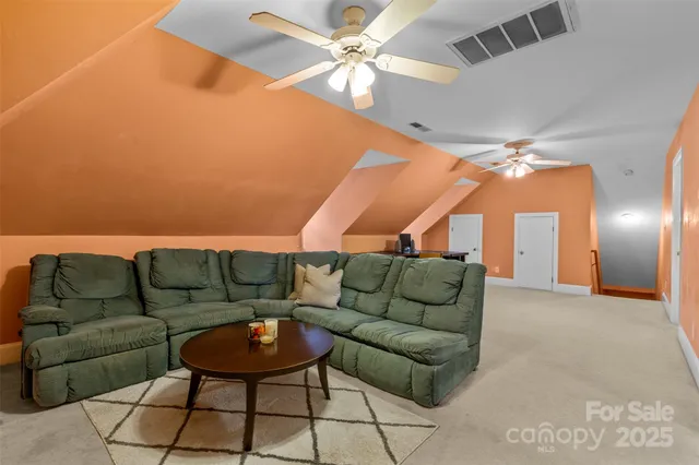 $1,250,000 | 6041 Bluebird Hill Lane, Matthews, NC 28104