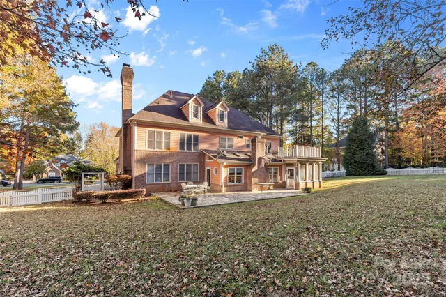 $1,250,000 | 6041 Bluebird Hill Lane, Matthews, NC 28104