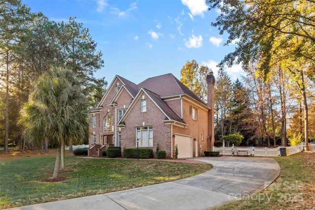 $1,250,000 | 6041 Bluebird Hill Lane, Matthews, NC 28104