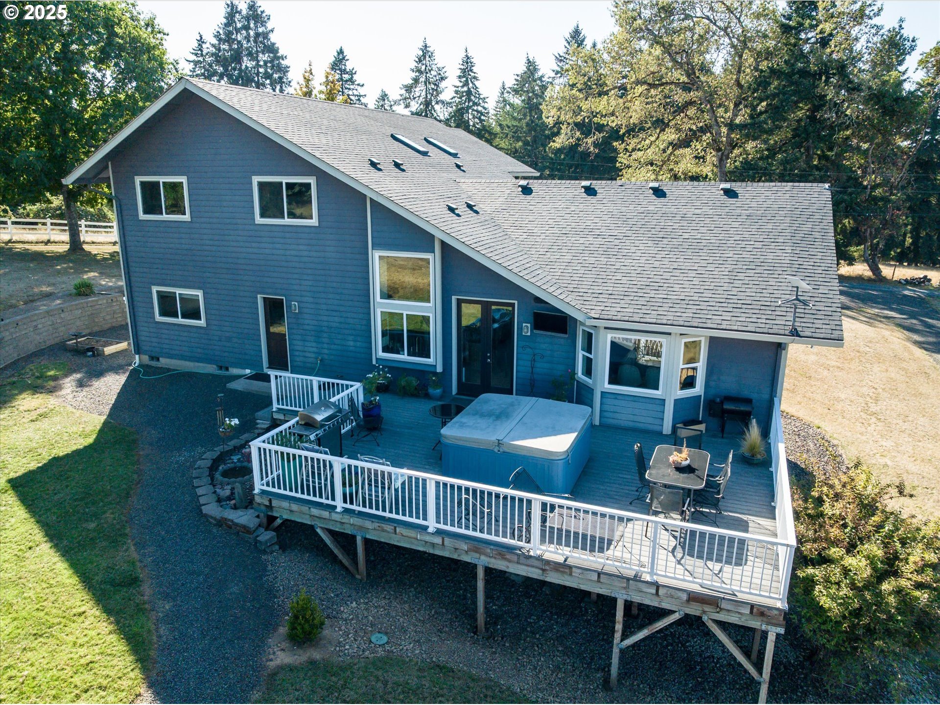 27067 Pickens Road Eugene, OR 97402 - Photo 32 of 47 Gallery Image 32
