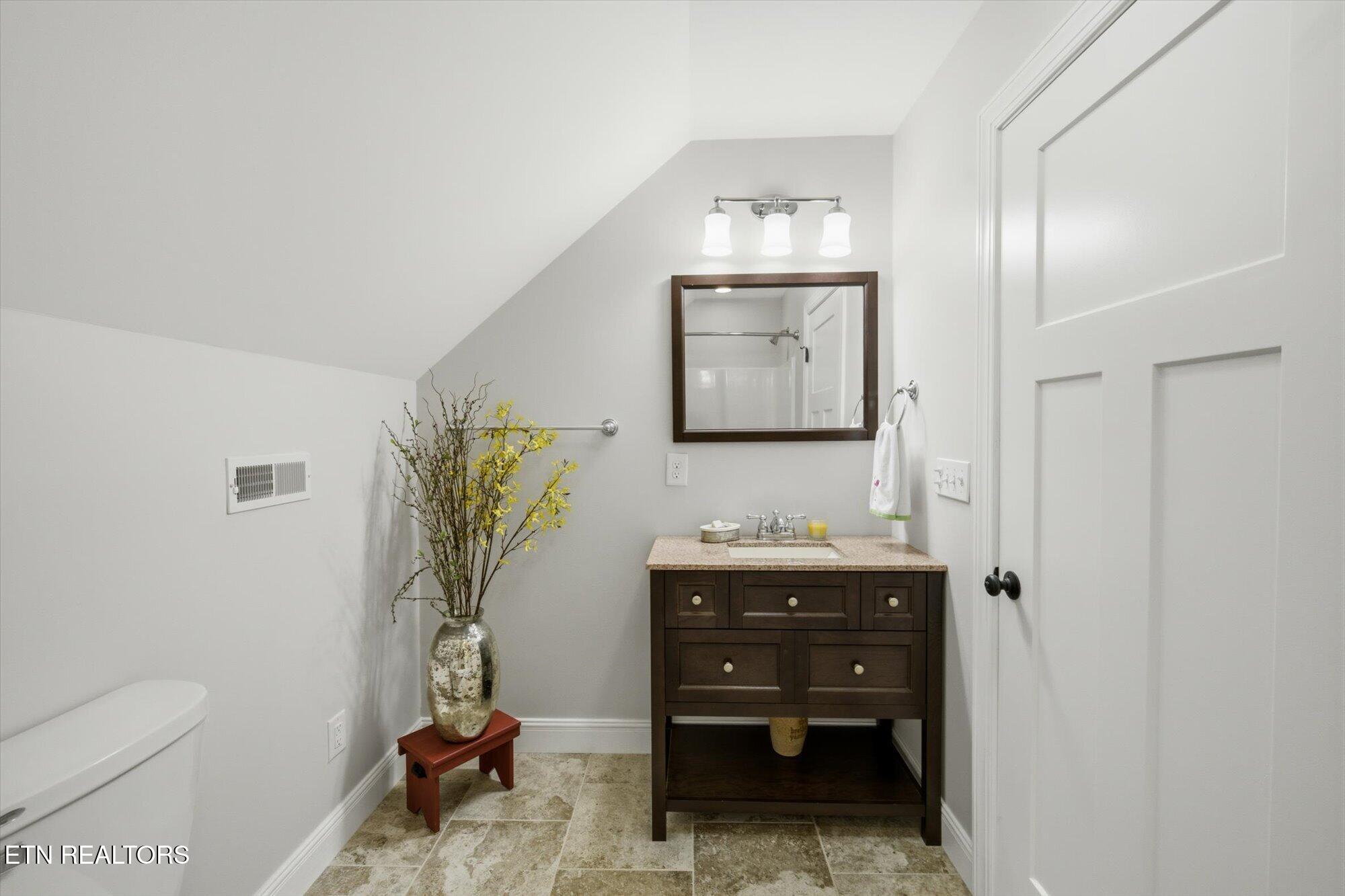 538 Harrisburg Road Sevierville, TN 37876 - Photo 31 of 59 32-538-Harrisburg-Rd-Sevierville-TN-32