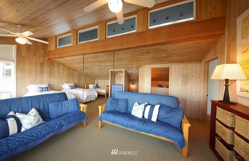 3643 Bells Beach Road Langley, WA 98260 - Photo 12 of 15 Gallery Image 12