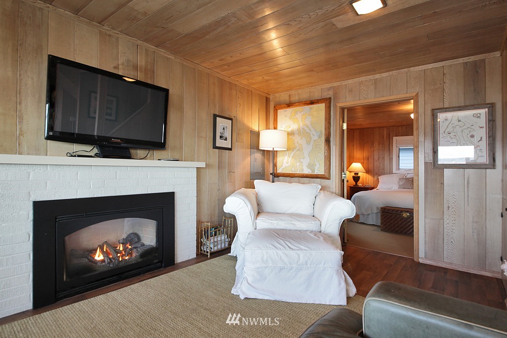 3643 Bells Beach Road Langley, WA 98260 - Photo 7 of 15 Gallery Image 7