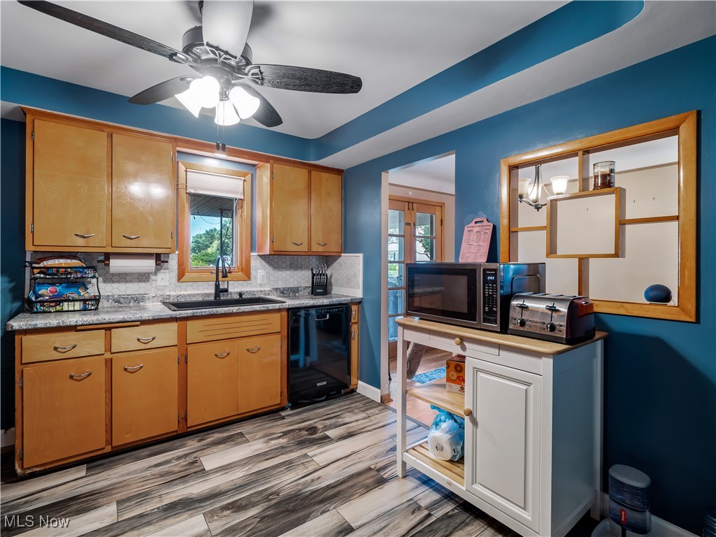 9114 Reichert Road Parma, OH 44130 - Photo 11 of 48
