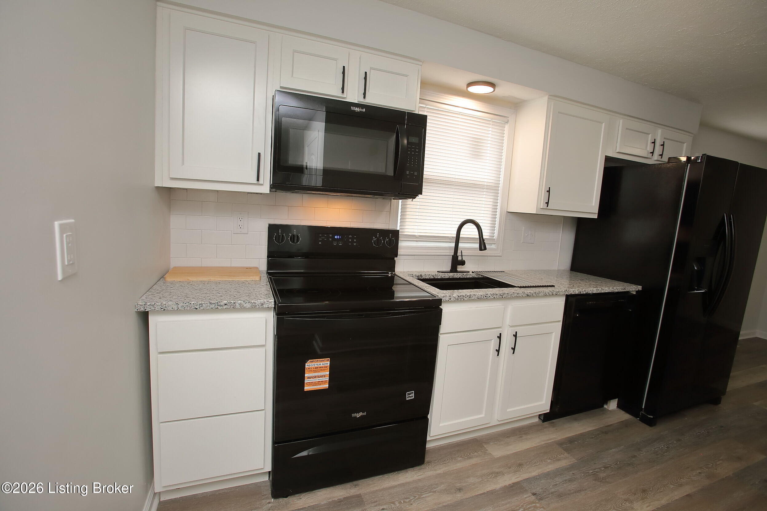 5510 Maryman Road Louisville, KY 40258 - Photo 12 of 29 Kitchen