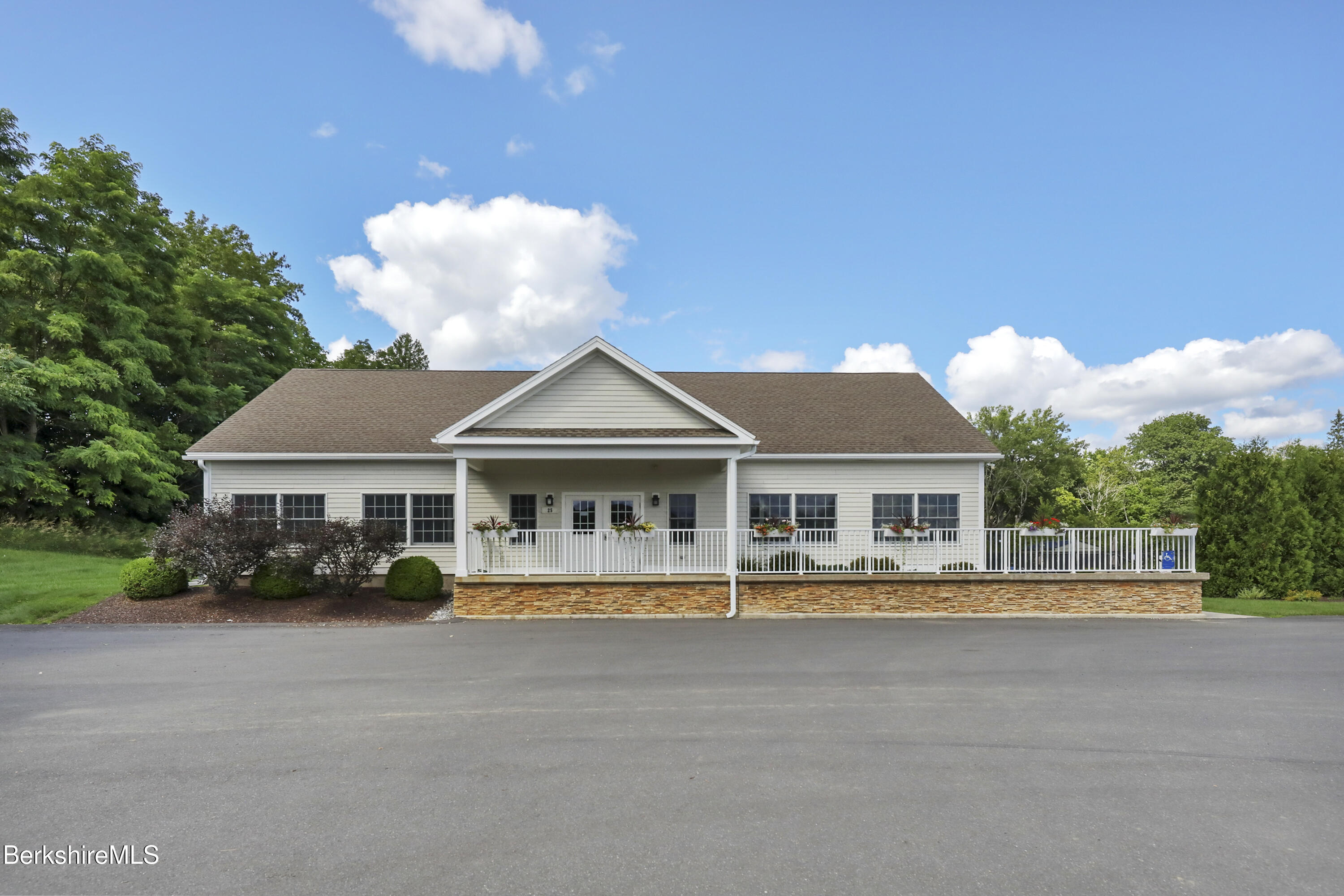 5 Aspen Way Pittsfield, MA 01201 - Photo 11 of 19 front view of a house with a yard
