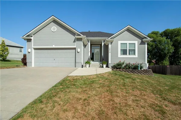 $445,000 | 1413 Sloan Avenue, Pleasant Hill, MO 64080