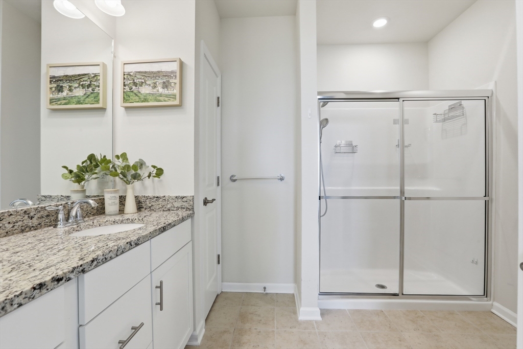 2 Francis Drive, Unit 213 Andover, MA 01810 - Photo 13 of 36