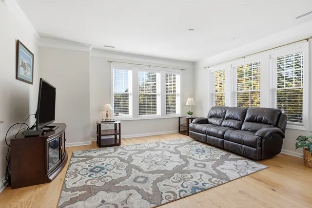 $624,900 | 2 Francis Drive, Unit 213, Andover, MA 01810