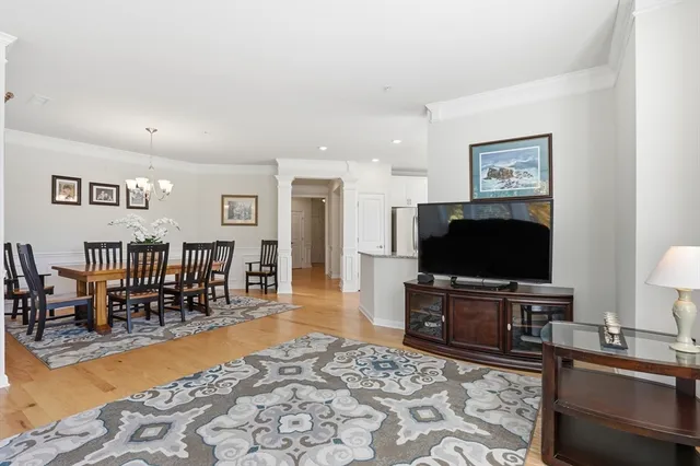 $624,900 | 2 Francis Drive, Unit 213, Andover, MA 01810