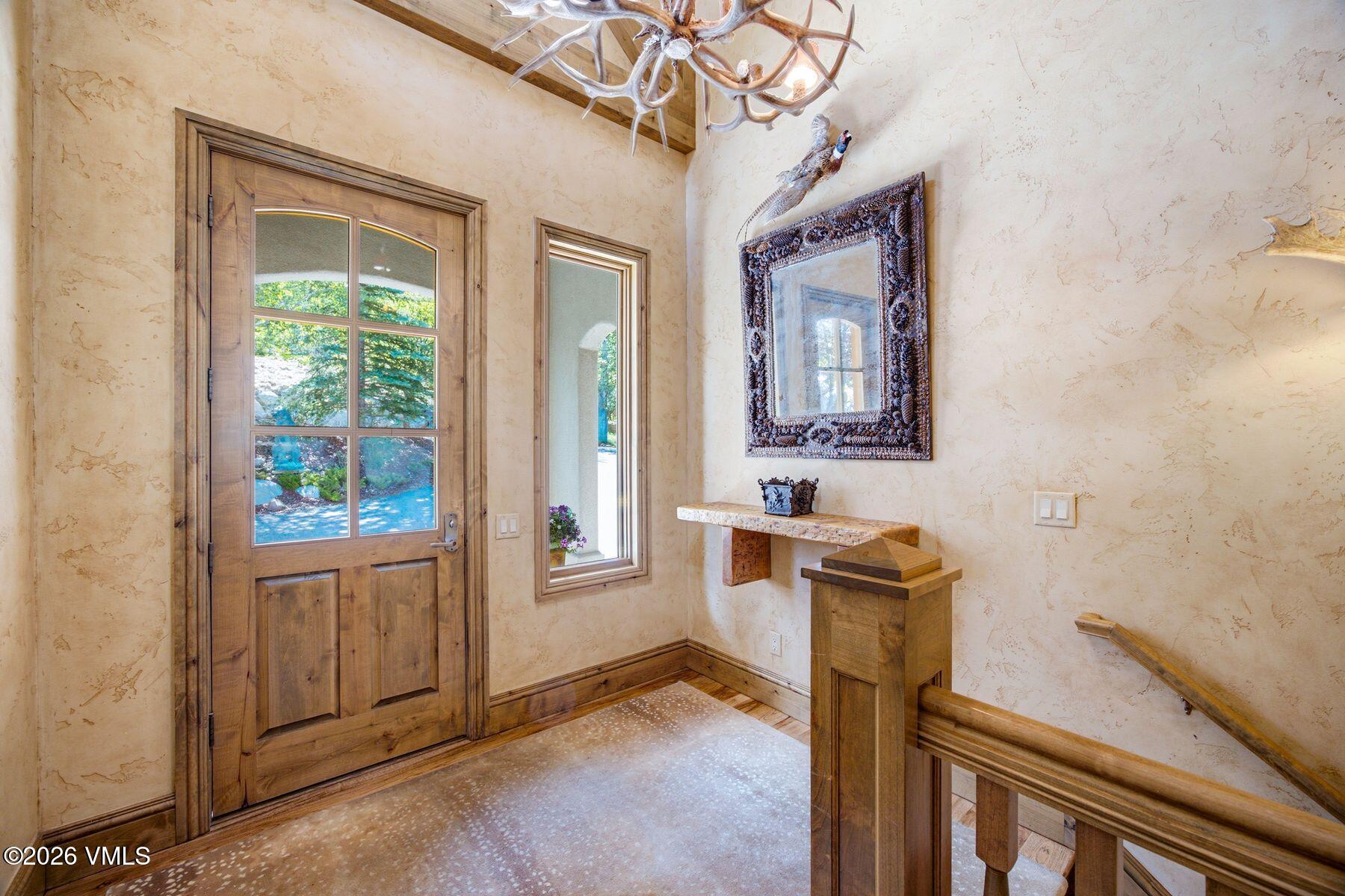 1121 Winslow Road Edwards, CO 81632 - Photo 4 of 41 Entry
