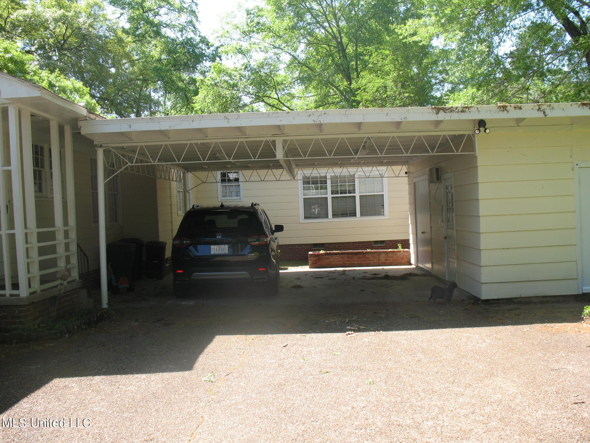 4125 Robin Drive Jackson, MS 39206 - Photo 35 of 41 C7607914-8D48-4FE2-8CAA-C81D39C921CD