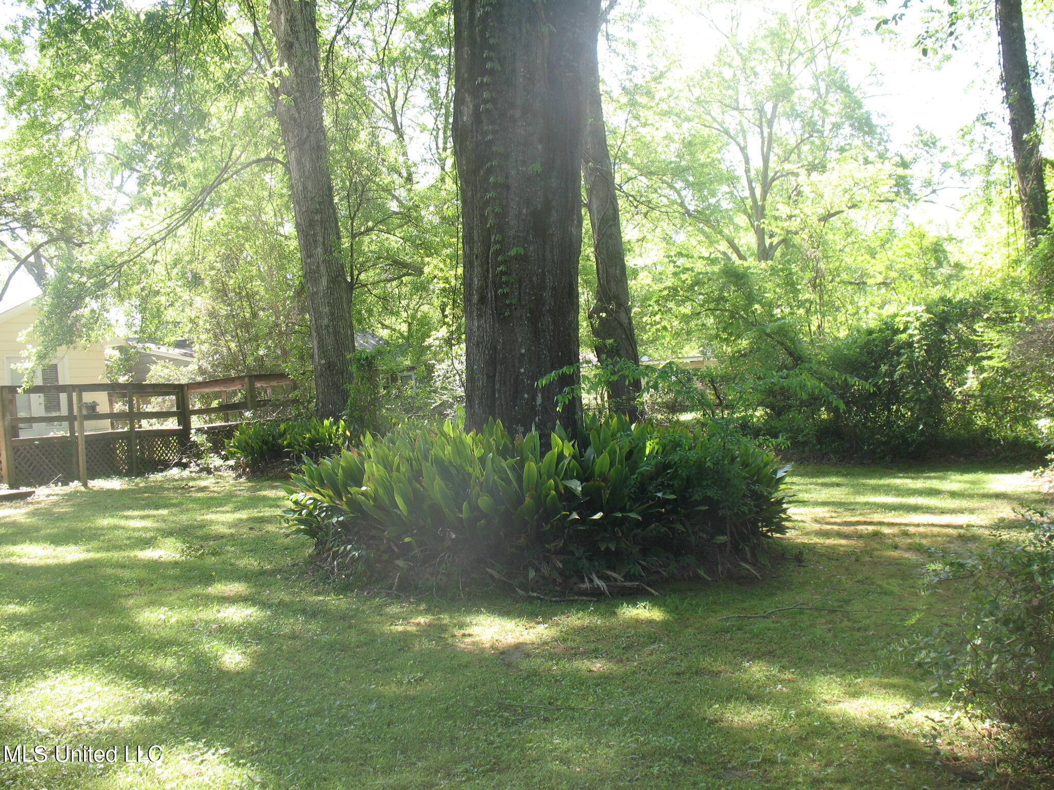 4125 Robin Drive Jackson, MS 39206 - Photo 38 of 41 9CA2AE84-182C-4FF5-857A-1EB0FE827A9C