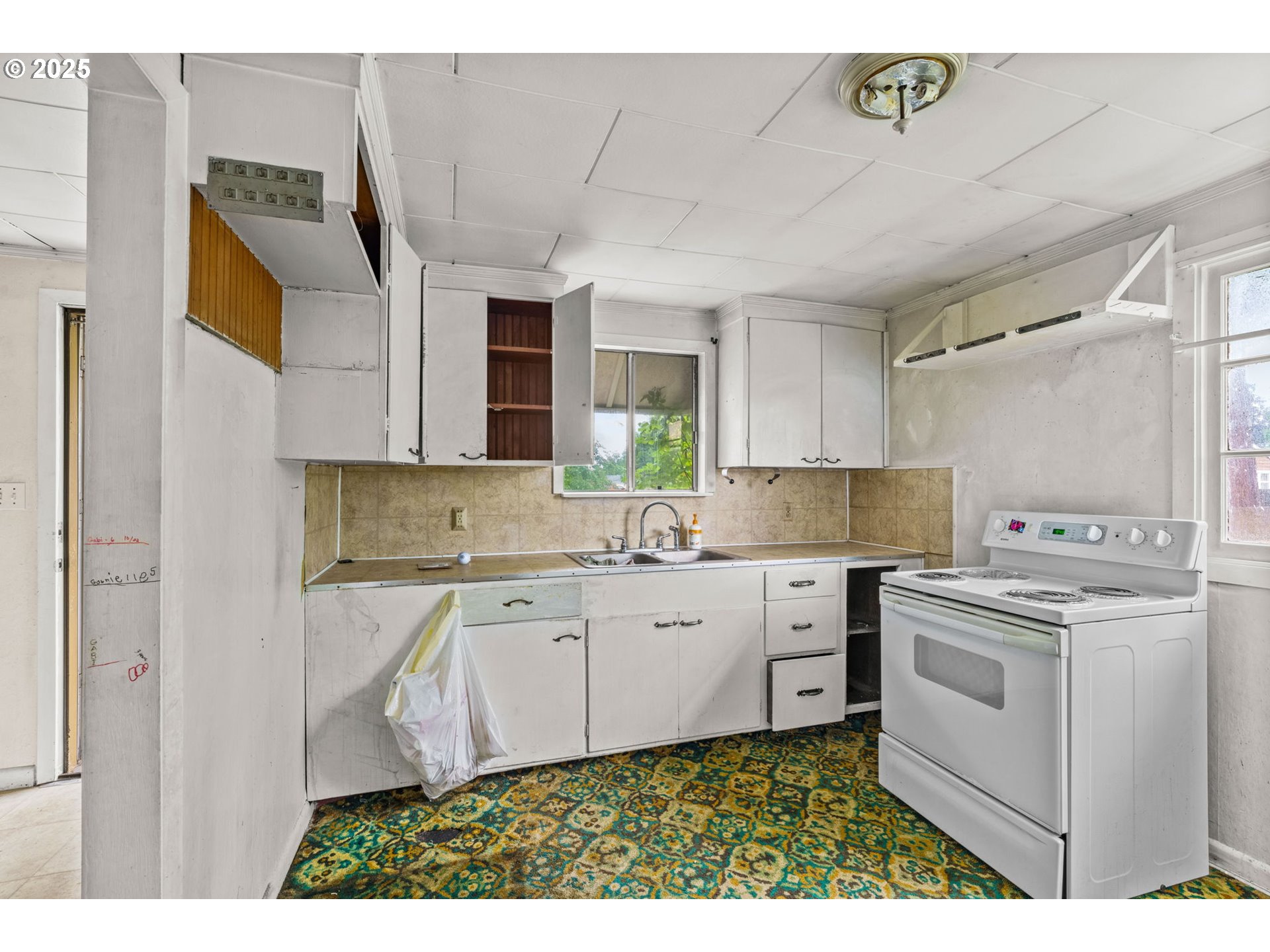 535 Pacific Avenue Springfield, OR 97477 - Photo 15 of 18