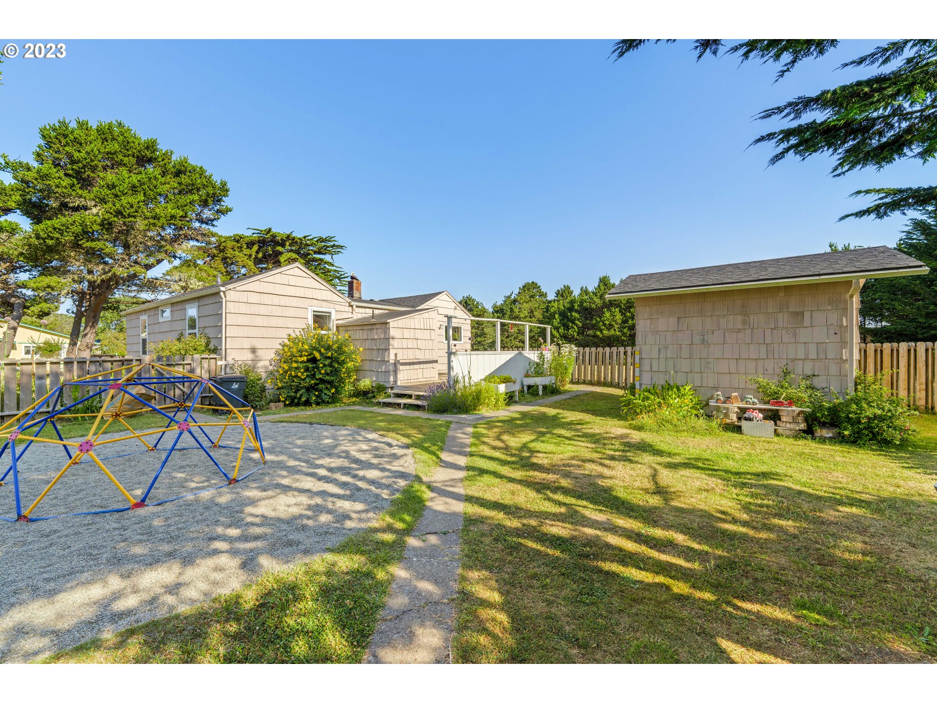 535 Edison Avenue Southwest Bandon, OR 97411 - Photo 28 of 33 a view of outdoor space yard and patio