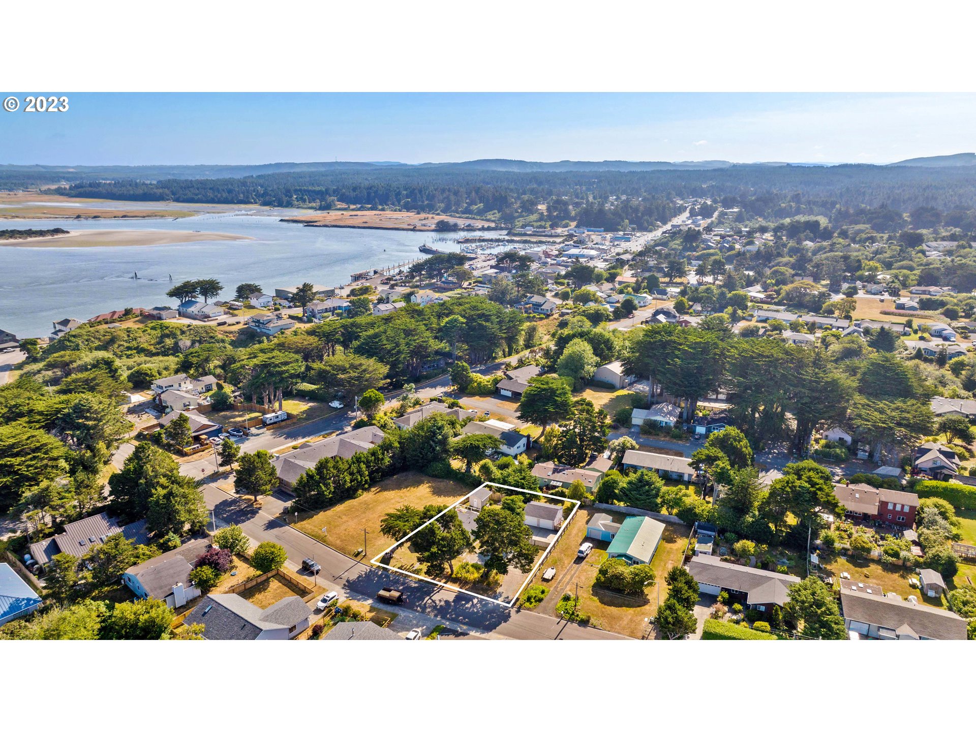 535 Edison Avenue Southwest Bandon, OR 97411 - Photo 33 of 33 an aerial view of a