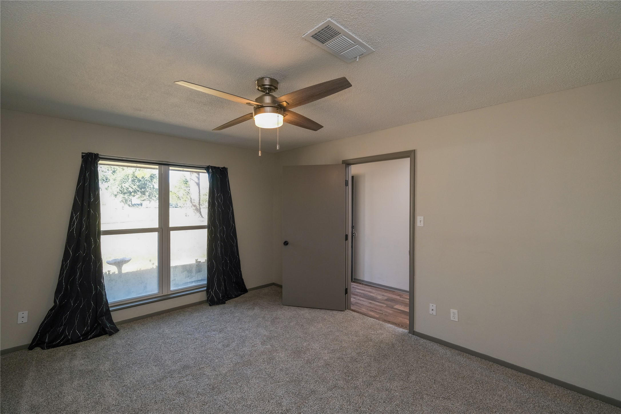 6249 FM 521 Road Brazoria, TX 77422 - Photo 6 of 11 Flex room