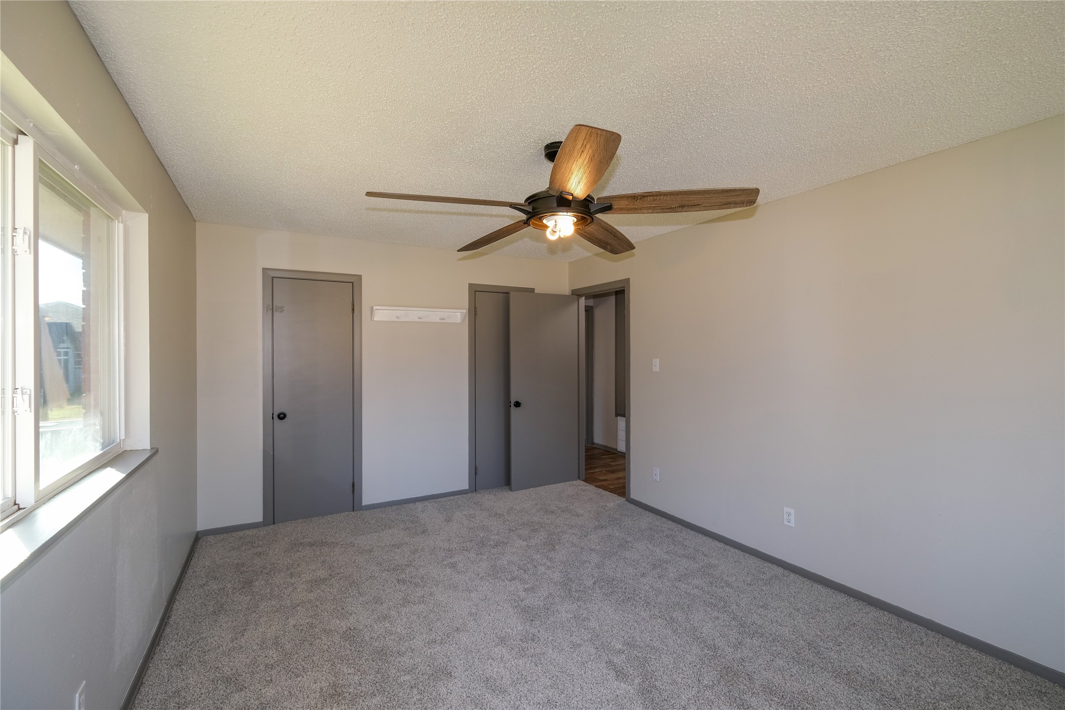6249 FM 521 Road Brazoria, TX 77422 - Photo 7 of 11 Bedroom 1