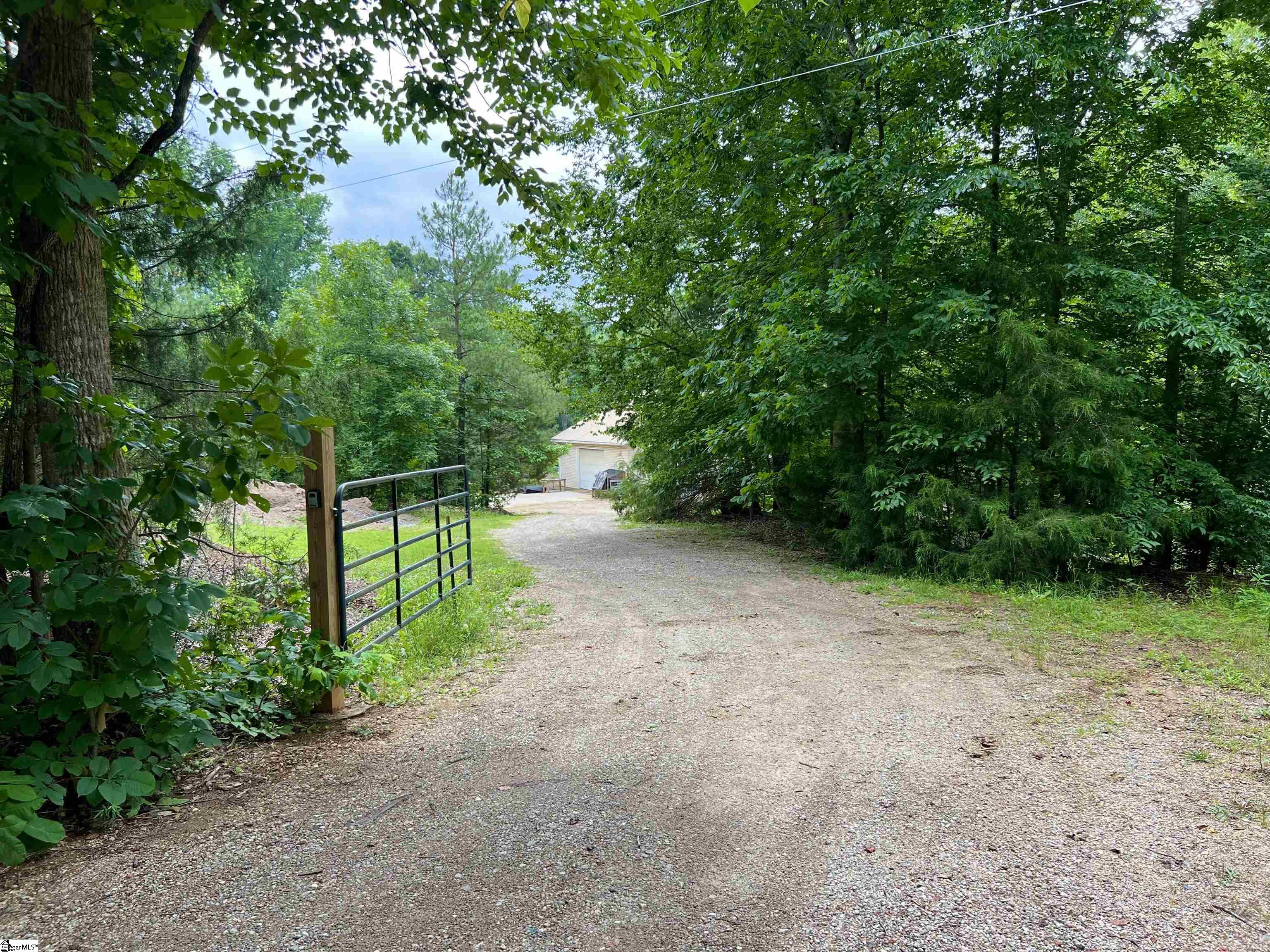 220 Jenkins Bridge Road Fountain Inn, SC 29644 - Photo 4 of 18 Gallery Image 4