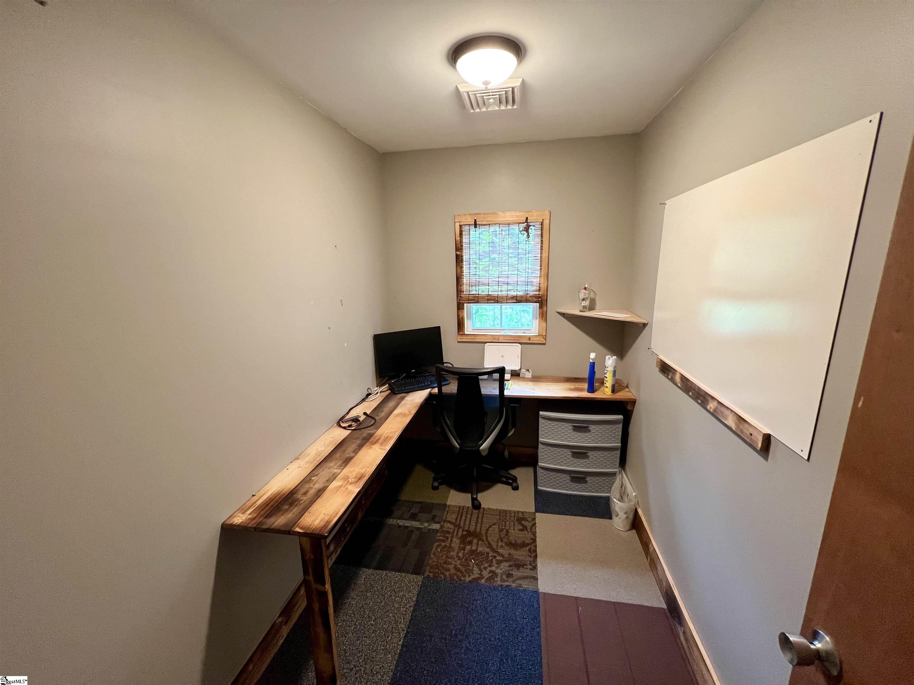 220 Jenkins Bridge Road Fountain Inn, SC 29644 - Photo 10 of 18 Gallery Image 10