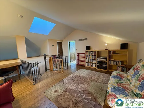 $2,850 | 3034 West Whitehall Street, Allentown, PA 18104