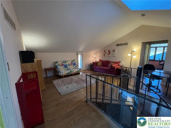 $2,850 | 3034 West Whitehall Street, Allentown, PA 18104