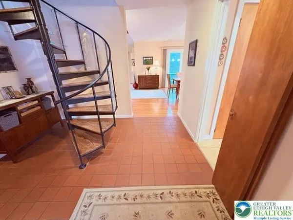 $2,850 | 3034 West Whitehall Street, Allentown, PA 18104