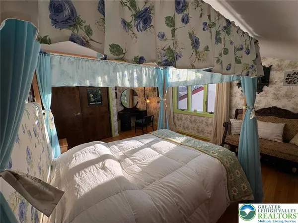 $2,850 | 3034 West Whitehall Street, Allentown, PA 18104