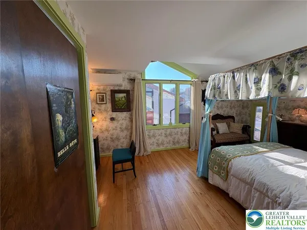 $2,850 | 3034 West Whitehall Street, Allentown, PA 18104