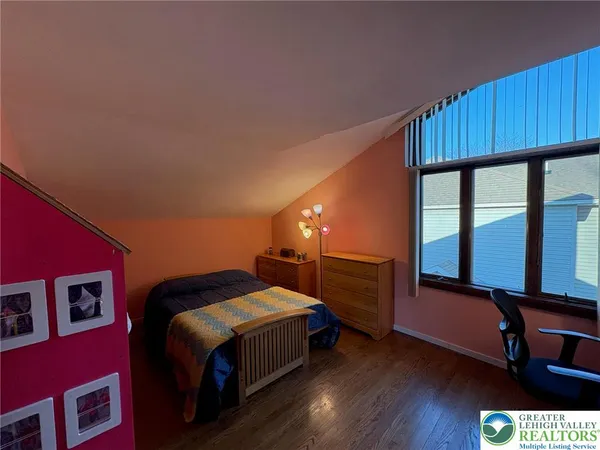 $2,850 | 3034 West Whitehall Street, Allentown, PA 18104