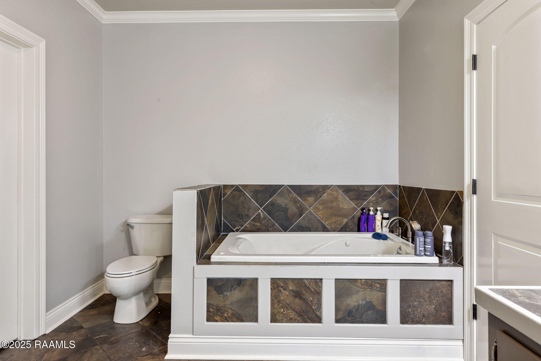 303 Sylvia Loop Scott, LA 70583 - Photo 20 of 33 19-web-or-mls-303 Sylvia Loop-19