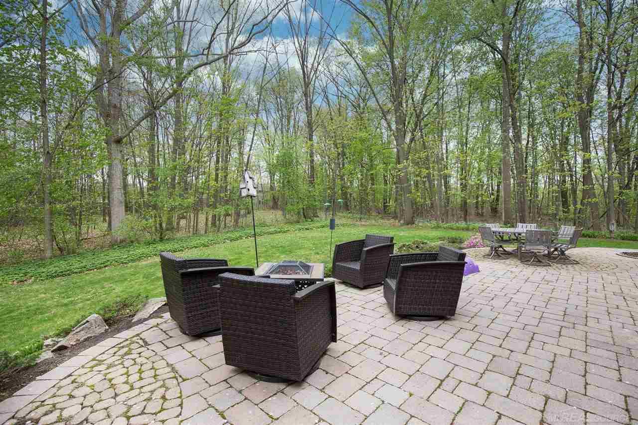 727 Lake Ridge Road Rochester Hills, MI 48307 - Photo 36 of 40