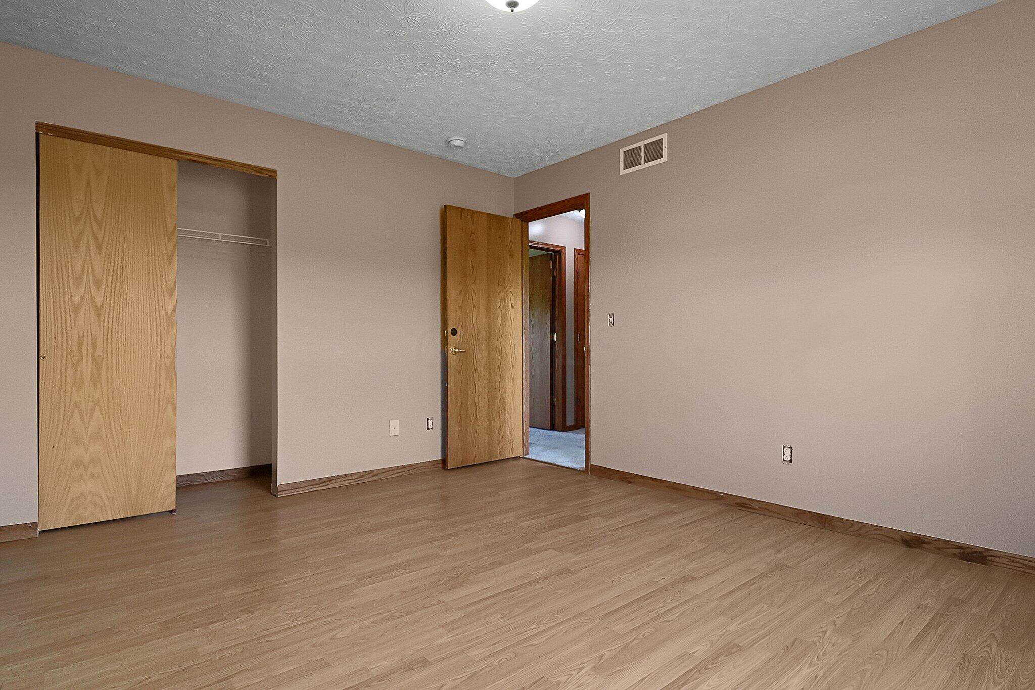 4455 Columbia Road Southwest Pataskala, OH 43062 - Photo 24 of 44 17-web-or-mls-4455-columbia-rd-sw
