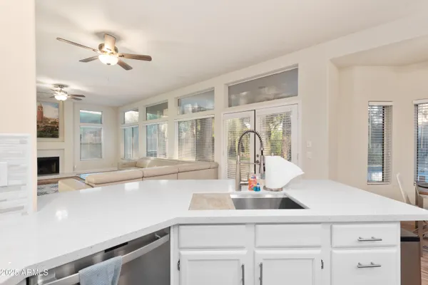 $859,000 | 760 North Ithica Street, Gilbert, AZ 85233