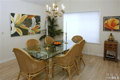 53 Rhinestone Terrace San Rafael, CA 94903 - Photo 6 of 12 Gallery Image 6