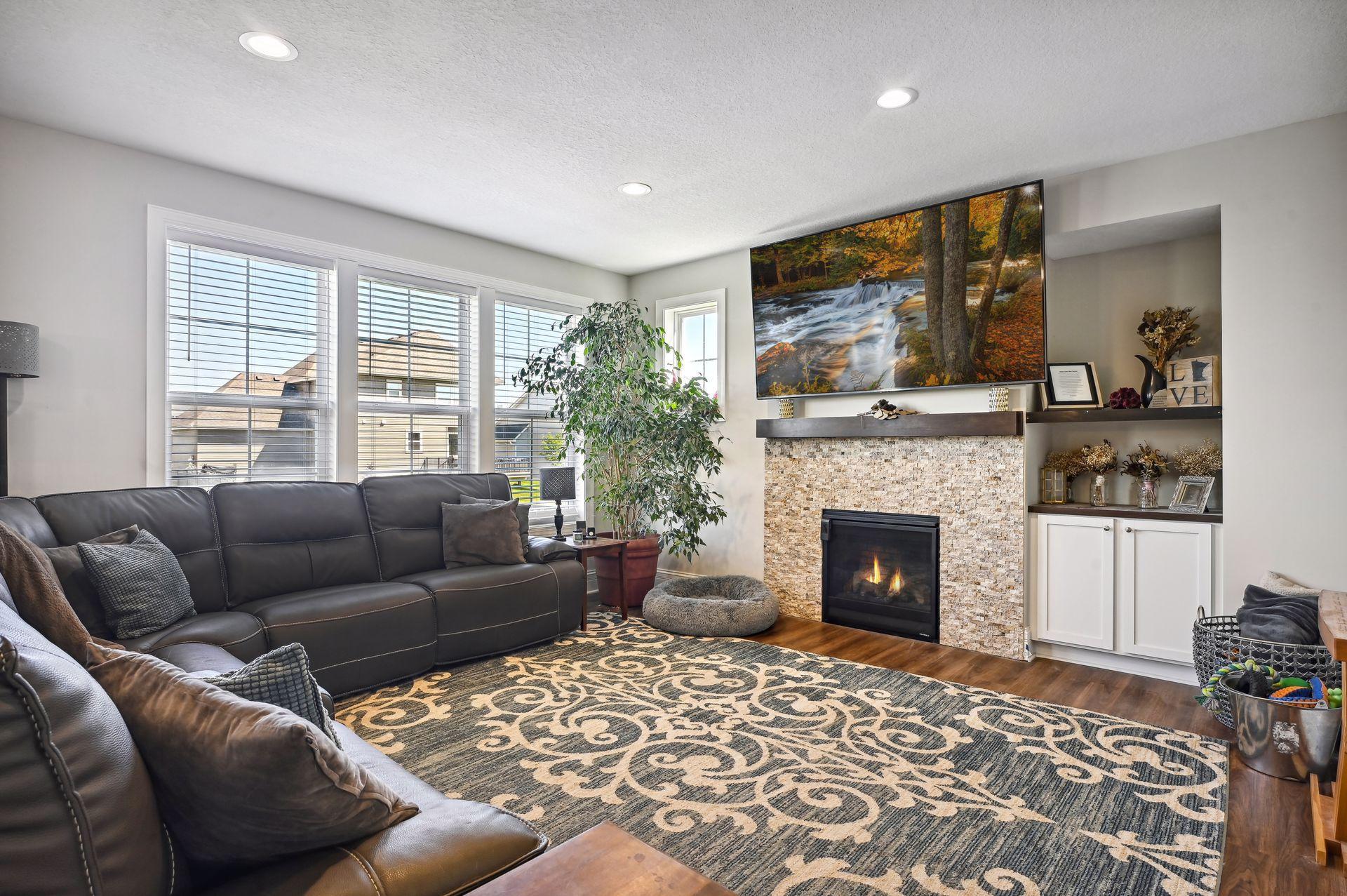 6303 Jensen Avenue South Cottage Grove, MN 55016 - Photo 11 of 33