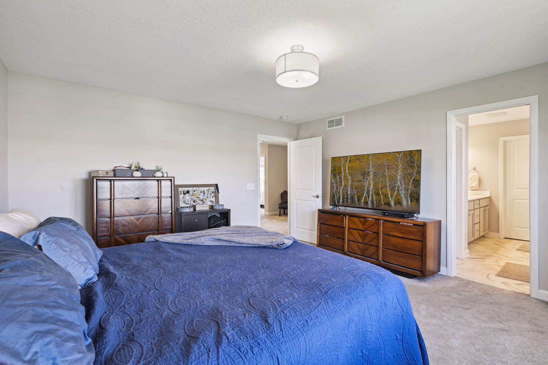 6303 Jensen Avenue South Cottage Grove, MN 55016 - Photo 13 of 33