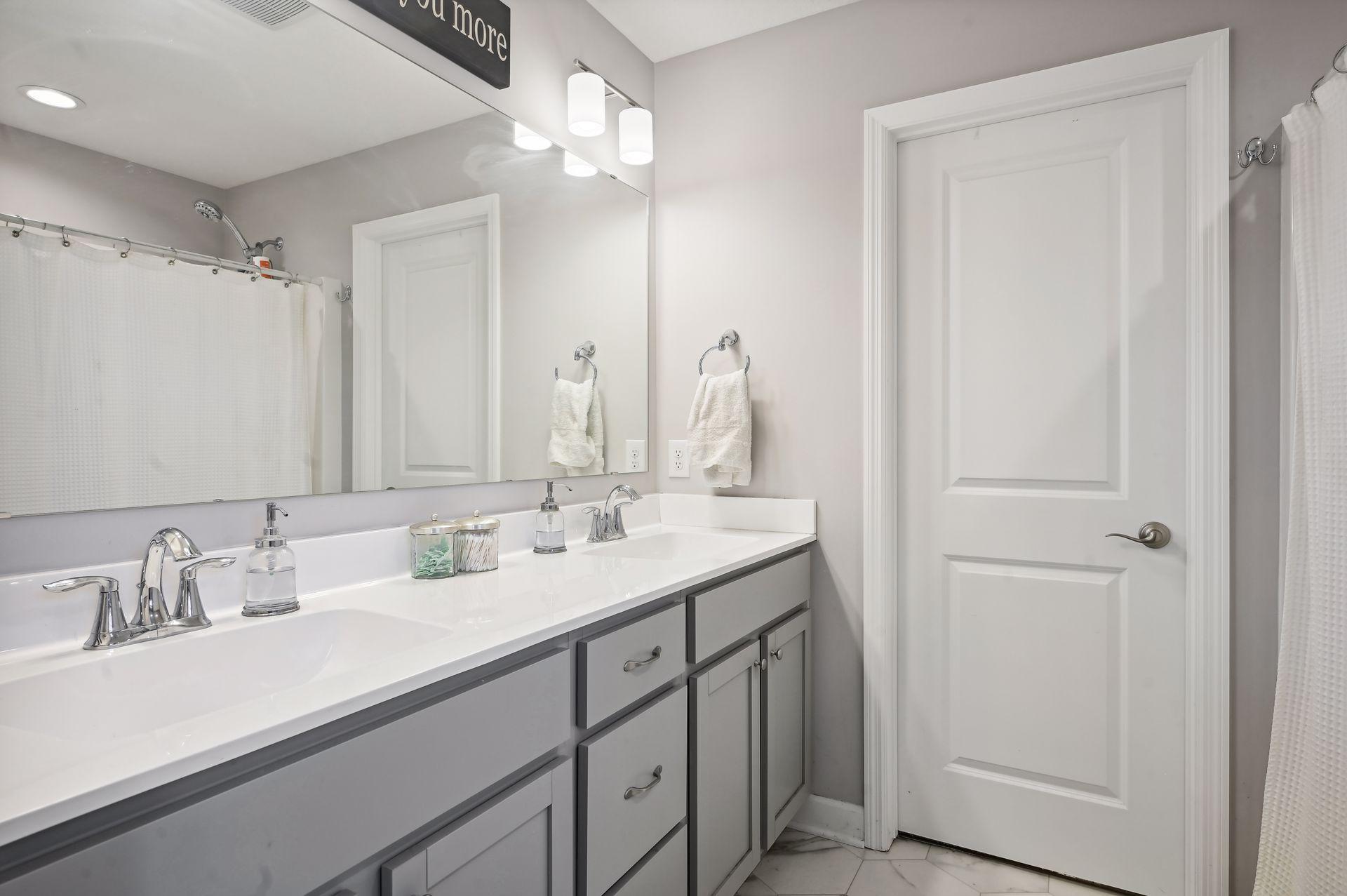 6303 Jensen Avenue South Cottage Grove, MN 55016 - Photo 15 of 33