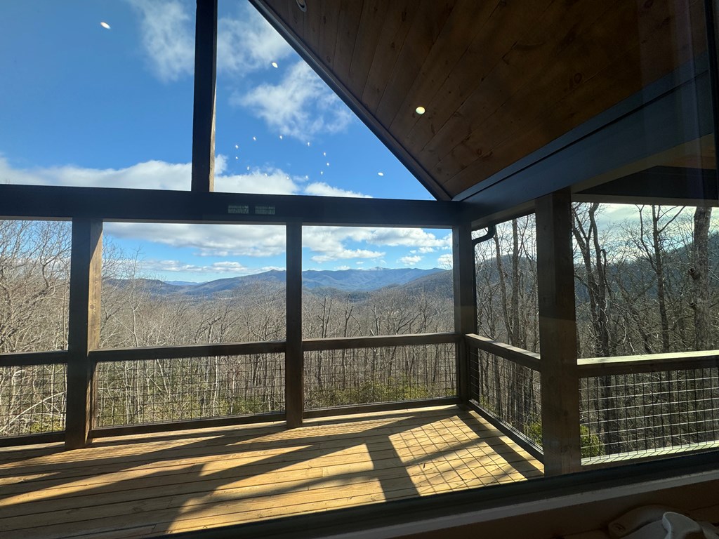 579 Overlook Loop Young Harris, GA 30582 - Photo 28 of 47