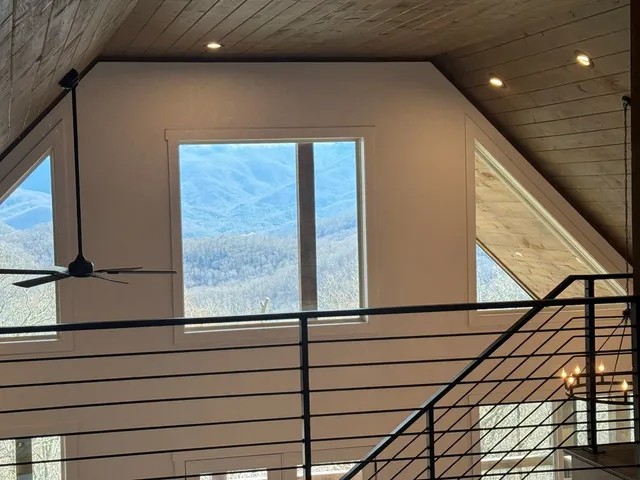 $599,900 | 579 Overlook Loop, Young Harris, GA 30582