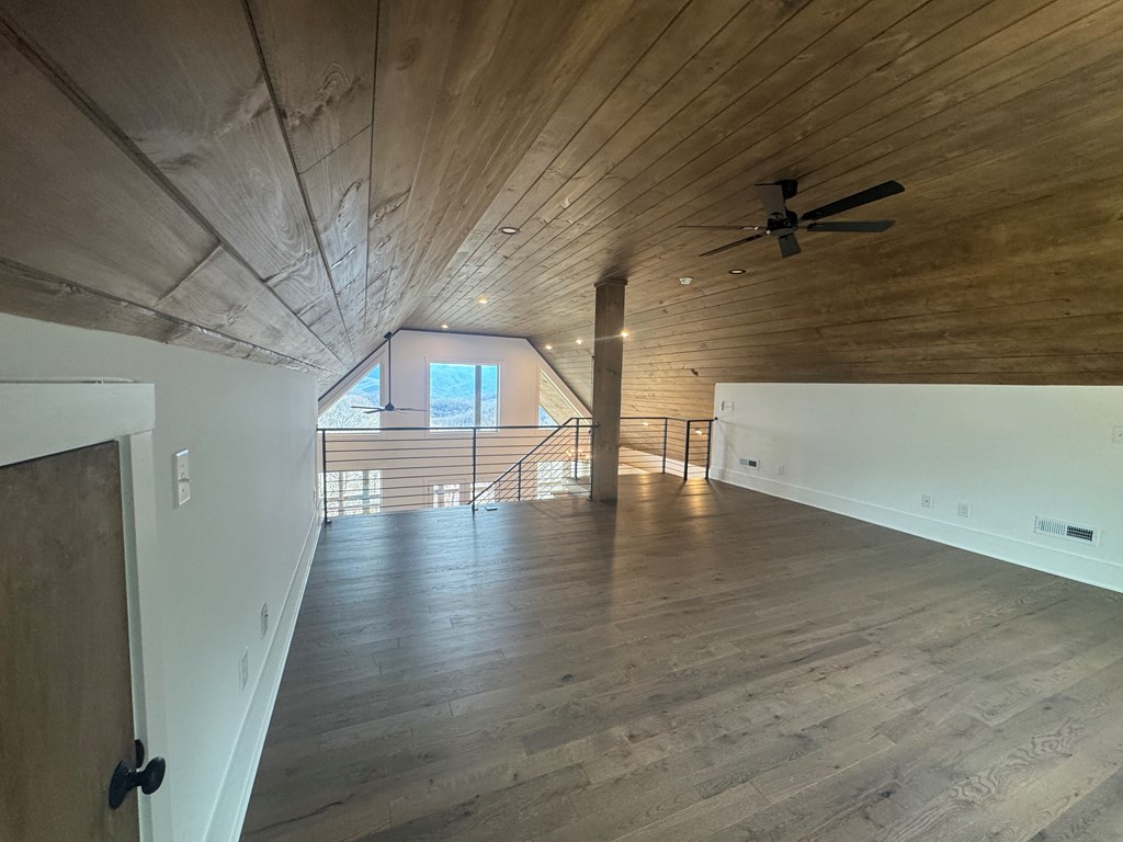 579 Overlook Loop Young Harris, GA 30582 - Photo 34 of 47