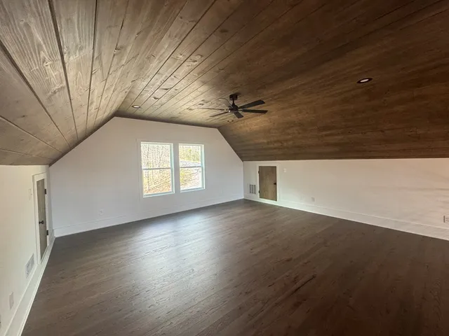 $599,900 | 579 Overlook Loop, Young Harris, GA 30582