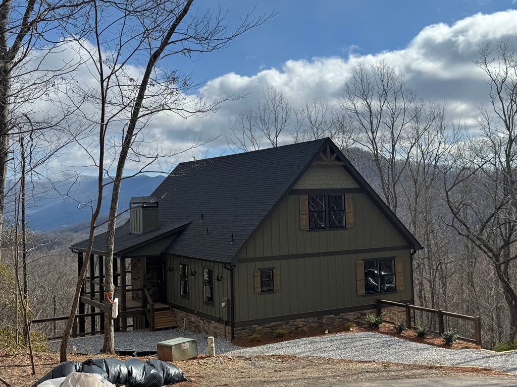 579 Overlook Loop Young Harris, GA 30582 - Photo 10 of 47