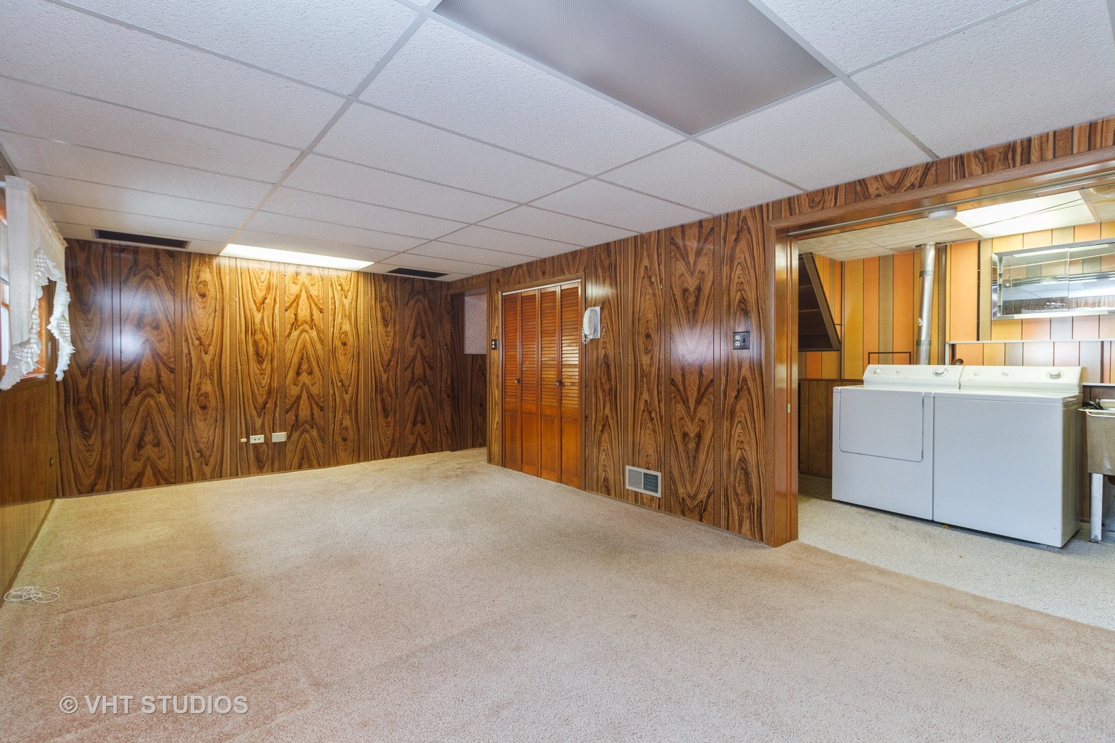 1328 Hickory Road Homewood, IL 60430 - Photo 7 of 10