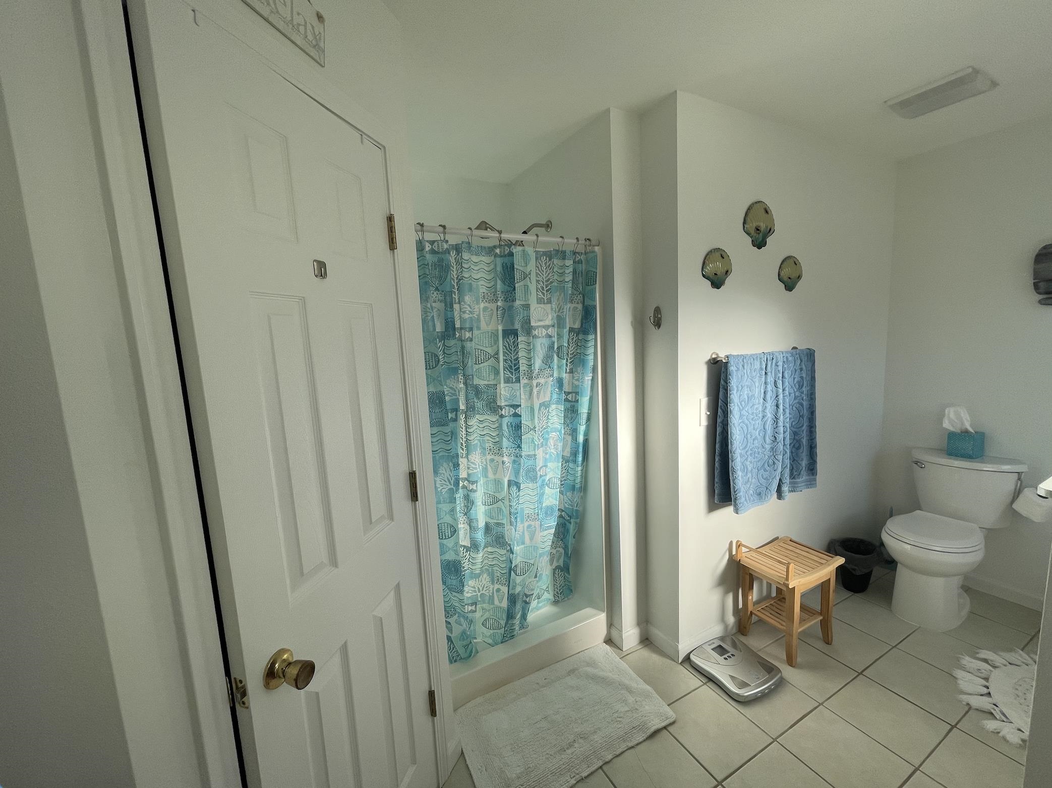 17643 East View Loop Foley, AL 36535 - Photo 18 of 25 Bathroom