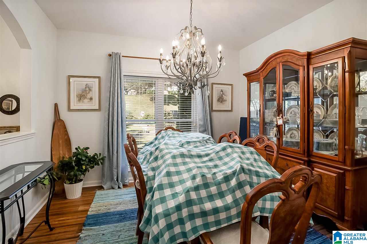 843 Round Hill Road Pelham, AL 35124 - Photo 14 of 37