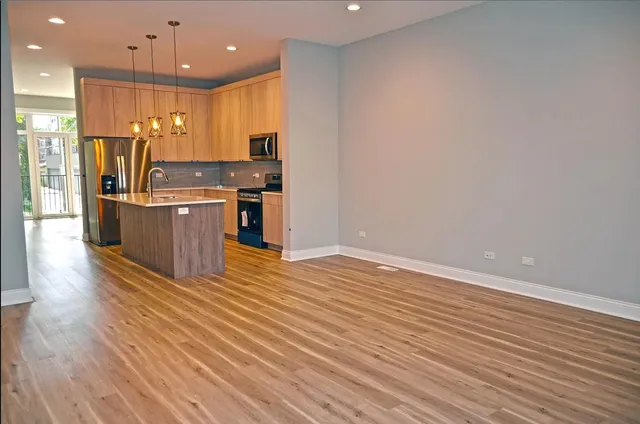 $1,695,000 | 2744 West Cortez Street, Chicago, IL 60622